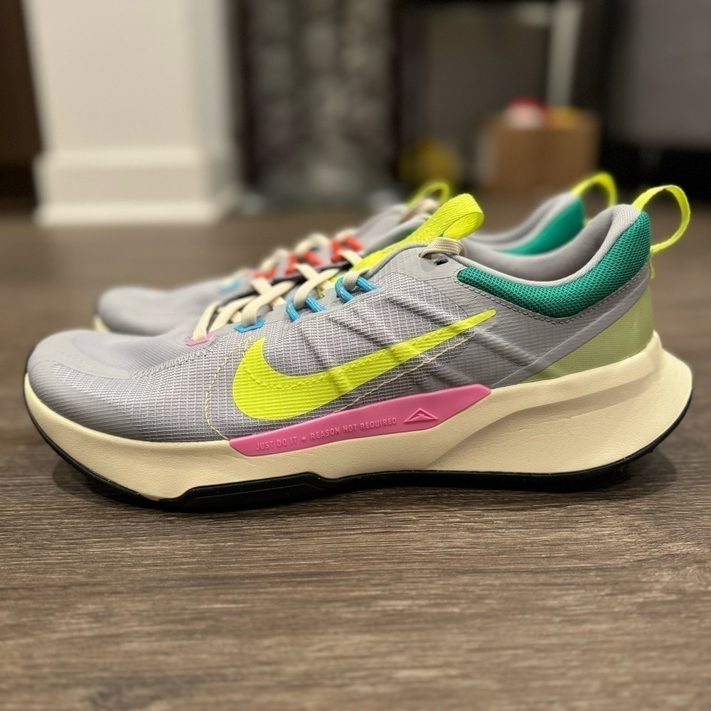 NIKE JUNIPER TRAIL 2 NN wolf grey volt sz 11